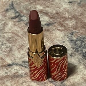 New Charlotte Tilbury Walk of a Star Lipstick